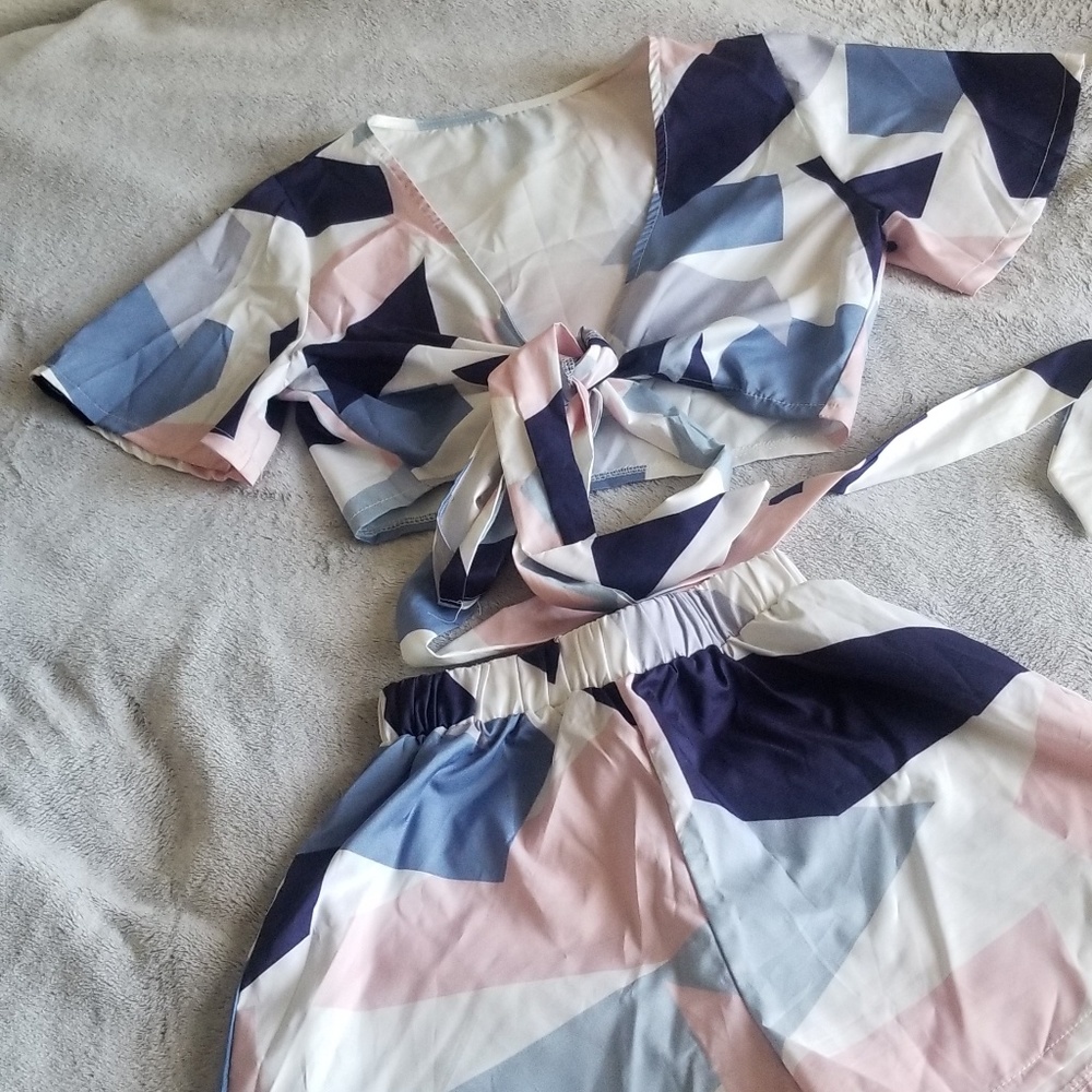 Patterned matching set